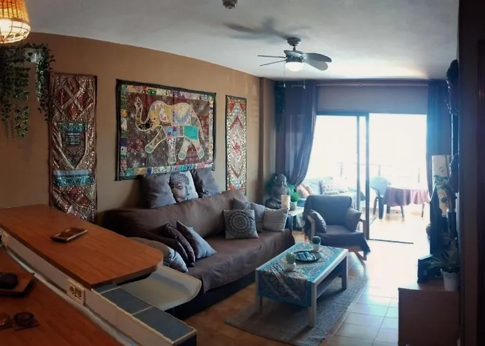 Pet friendly Yumbo/Iguazu Apartment, "Zen" Style Playa del Ingles 